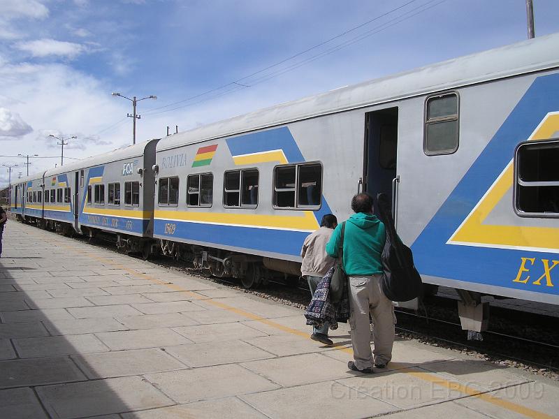 P4070180.JPG - Oruro nous utilisons le train pour arriver à Uyuni situé à 500 km plus au sud