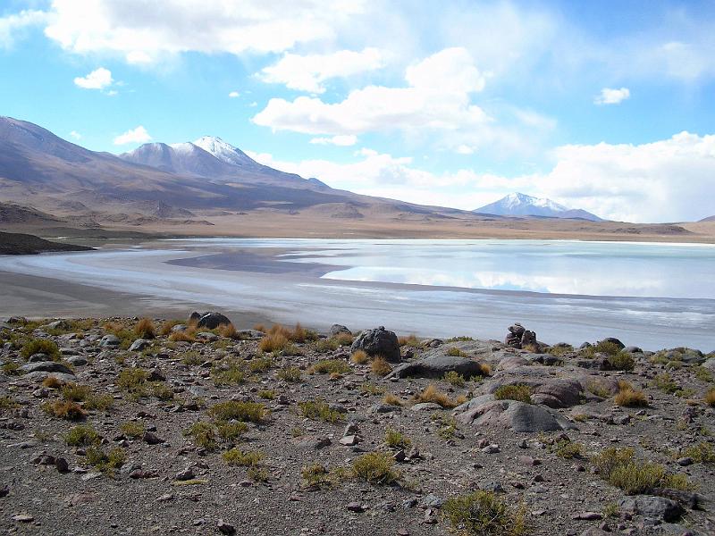 P4090241.JPG - Uyuni (3600m) après le salar, poursuite de notre progression en 4x4 vers le sud laguna Hedionda.